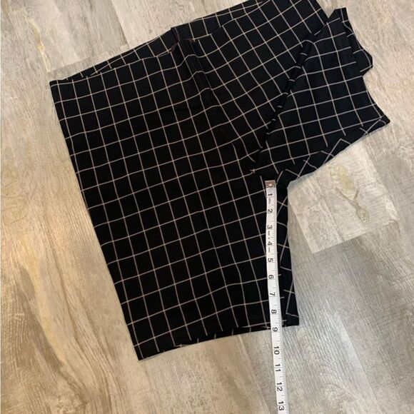 NWT Loft Sculpt Bike shorts and Plaid print size XL - Picture 13 of 15